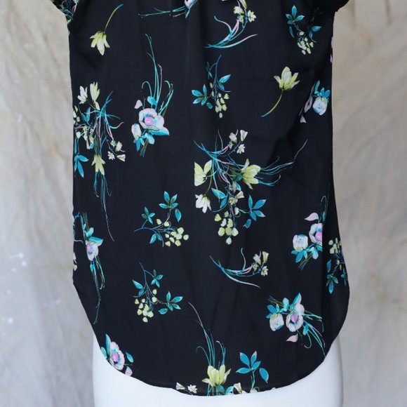 Lauren Conrad black floral pleated neck blouse szS - Picture 7 of 8